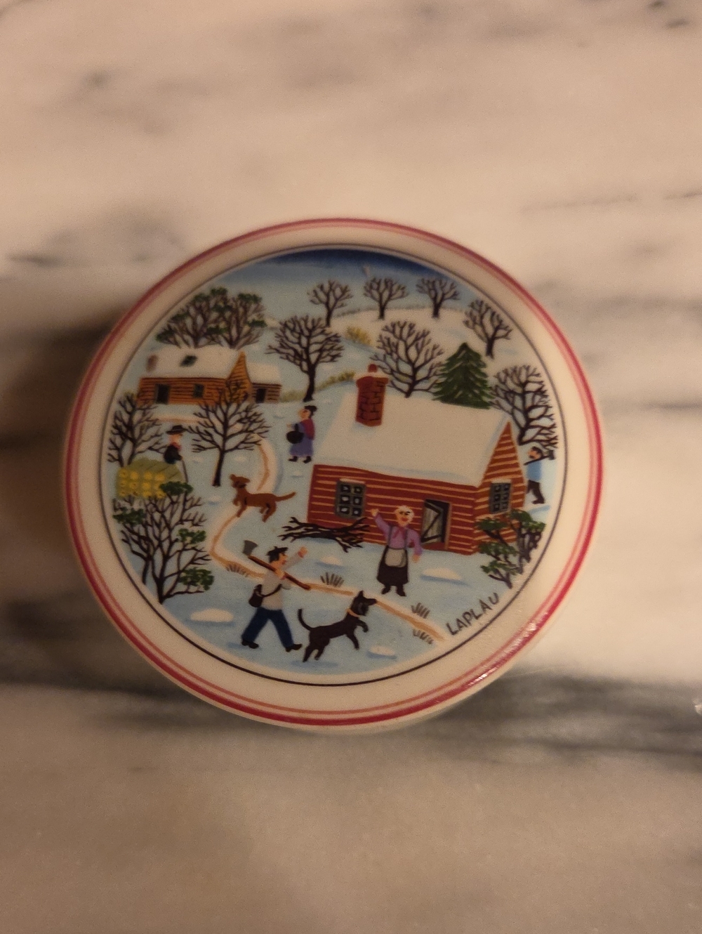 Villeroy & Boch Snowy Cabin Trinket Box